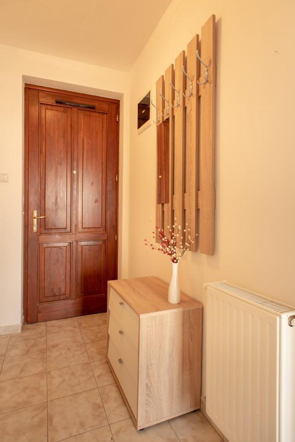 Alsópáhok Modor Apartman מראה חיצוני תמונה
