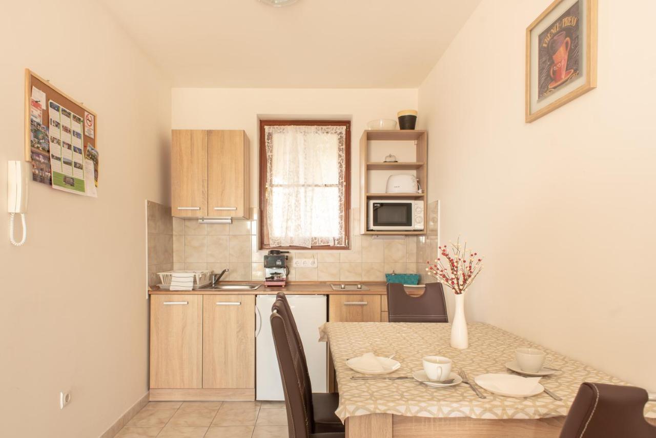Alsópáhok Modor Apartman מראה חיצוני תמונה