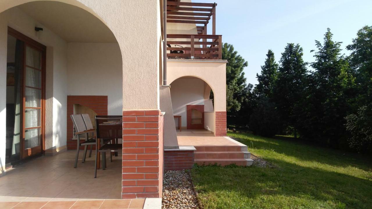 Alsópáhok Modor Apartman מראה חיצוני תמונה